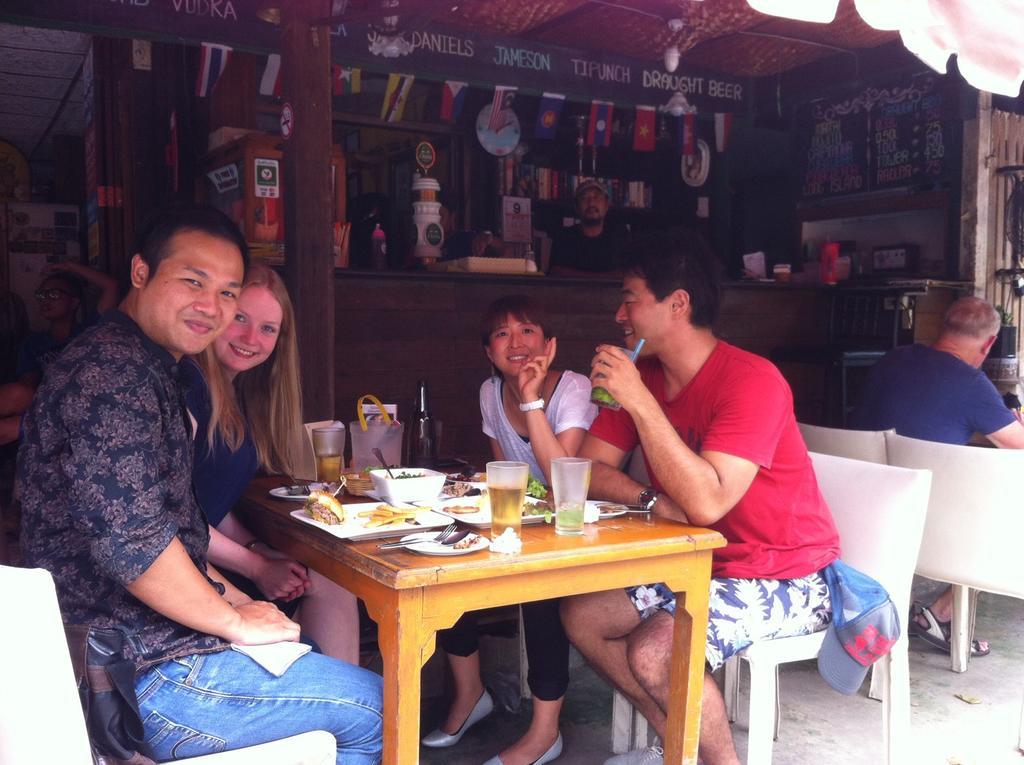 Noom Guesthouse Lop Buri المظهر الخارجي الصورة