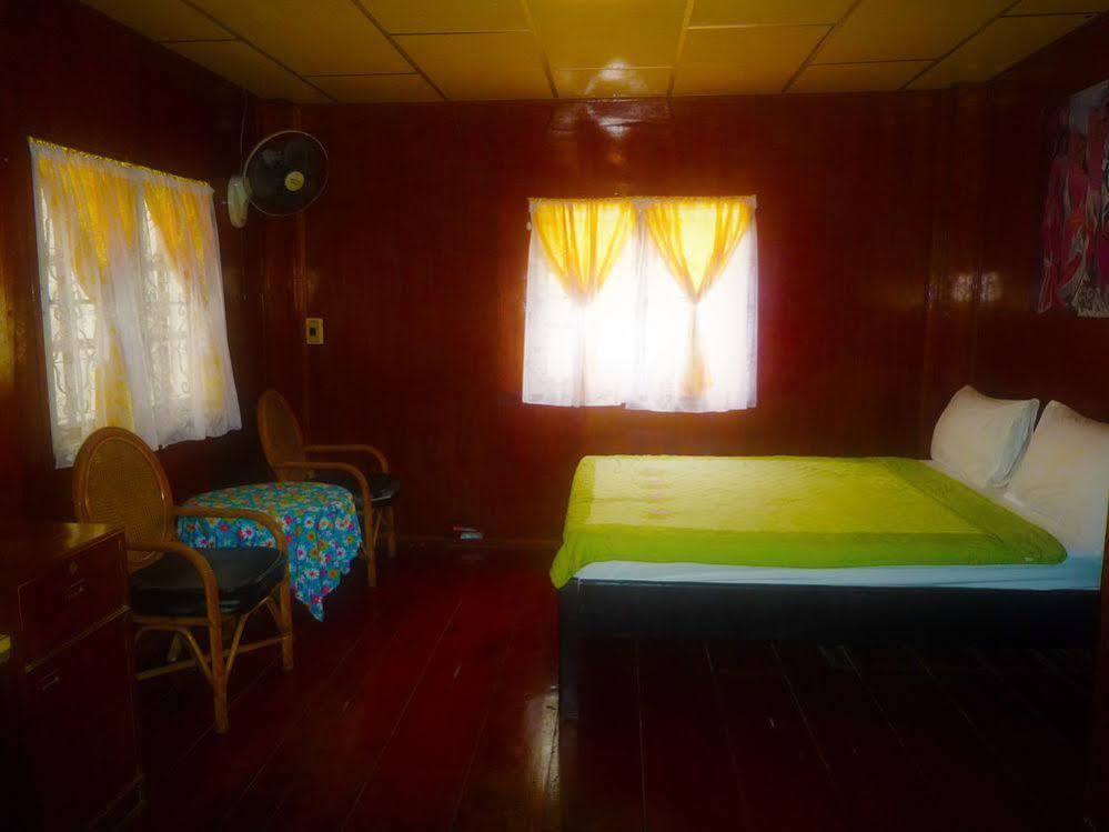Noom Guesthouse Lop Buri المظهر الخارجي الصورة